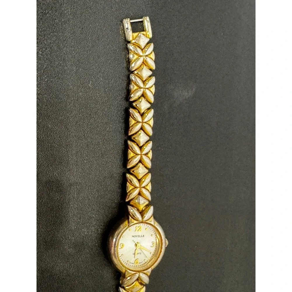 Novelle‎ Womens Two Tone Gold Silver Quartz Watch Japan Movement Roun Dial
